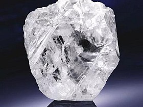 全球第二大钻石以天价5300万美元卖出！你能猜出有多大吗？