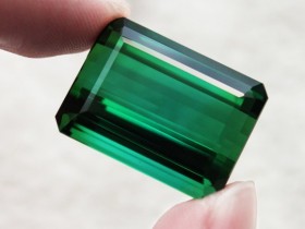 天然祖母绿是如何形成的?合成祖母绿如何鉴别?