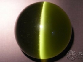 低调奢华的金绿宝石