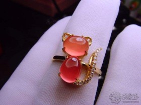 关于冰种红纹石的特点