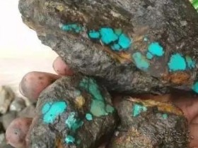 绿松石毛料怎么有硬引籽和软引籽的分别?其实和形成的不同有关系