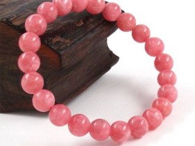 关于不同品质红纹石的价格划分