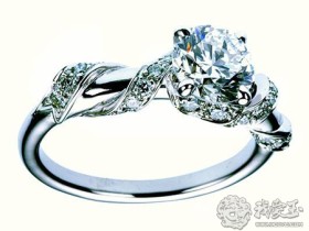 让铂金钻戒重现闪耀光芒