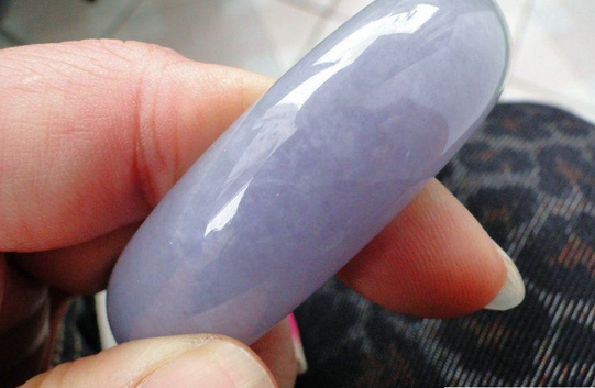 翡翠的颜色分类之翡翠颜色的图谱等级