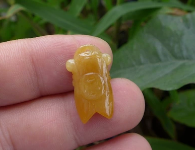 翡翠的颜色分类之翡翠颜色的图谱等级