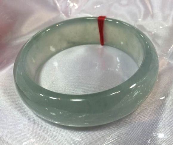 冰种翡翠的鉴别方法附带冰种翡翠图片和价格大全