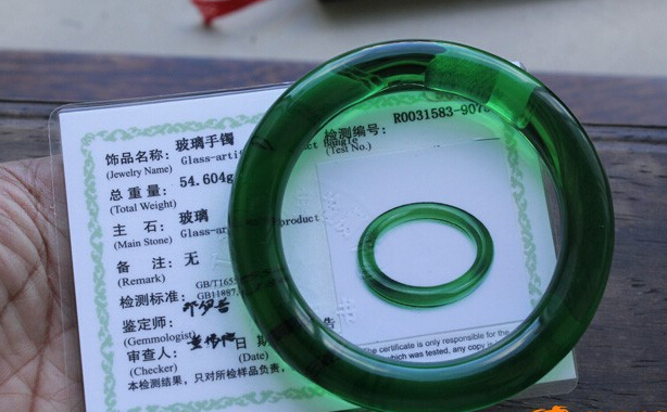 冰翠是什么?冰翠=天然玻璃为什么价格这么离谱