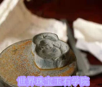 玉器手工雕刻和玉石电脑雕刻机成品件区分