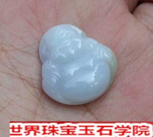 翡翠是什么颜色的?翡翠的颜色有几种