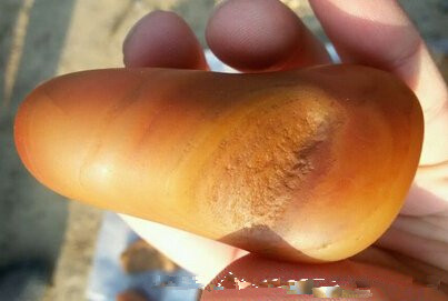 中国出产黄龙玉籽料有哪些场口你知道吗?