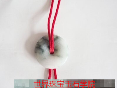 女款白玉平安扣吊坠绳结的打法系法图解