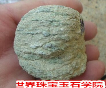 赌石秘诀_学习翡翠赌石技巧必须要知道的赌石秘籍