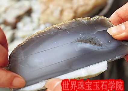 玛瑙天珠是什么?市场上玛瑙天珠造假的全过程