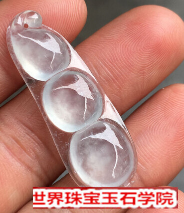 买翡翠首饰要种和色还有水结合起来的才是完美
