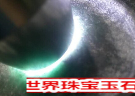 翡翠的绿会越戴越多吗?翡翠会越戴越绿你敢信?