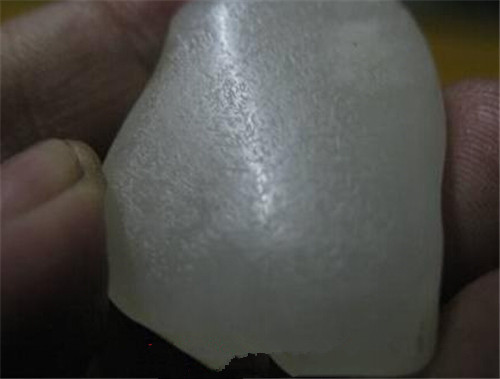 和田玉骗局一一揭秘之和田玉籽料的喷砂工艺