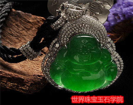 翡翠吊坠搭配什么链子才好看?翡翠吊坠搭配法大全图解