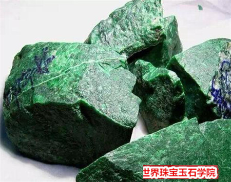 最易冒充翡翠的石头“四大李鬼”你肯定知道一种