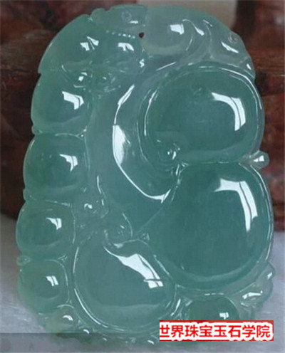 蓝水翡翠、晴水翡翠和绿水翡翠的区别在哪?