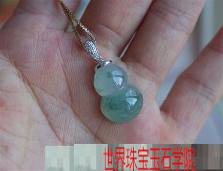 买翡翠首饰的时候,这些话千万别跟老板说!