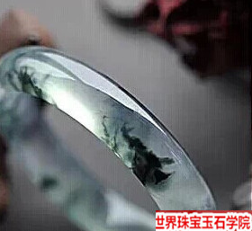 看了这篇文章以后你还敢在网上买翡翠手镯吗?