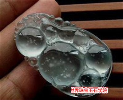 缅甸翡翠老种、新种、嫩种和变种有什么区别呢