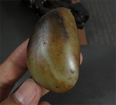 和田玉籽料皮色有哪些分类?和田玉籽料皮色大全