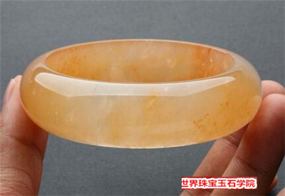 翡翠市场的杀手级假货水沫玉和翡翠的区别