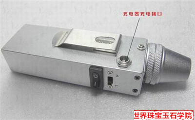 鉴定师鉴定翡翠必备的三个工具你都有了吗?