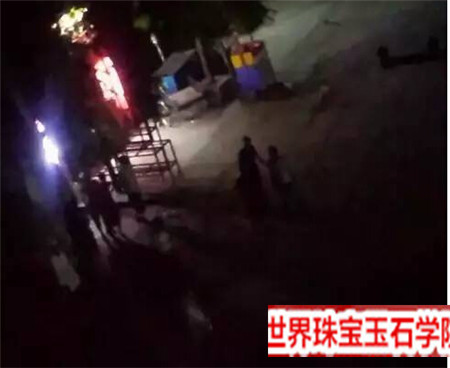 深入缅甸翡翠原石场口一路上真是步步惊心!