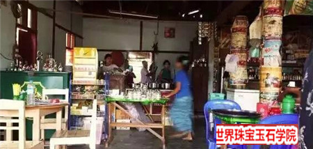 深入缅甸翡翠原石场口一路上真是步步惊心!