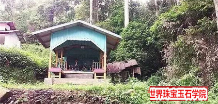 深入缅甸翡翠原石场口一路上真是步步惊心!