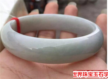 网上买翡翠手镯没有学会这些技巧千万不要去下单