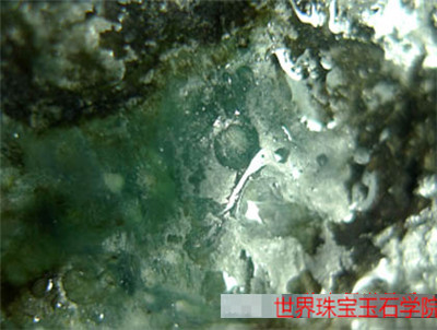 赌石翻砂是什么意思?翻砂中的粗沙和细沙之分