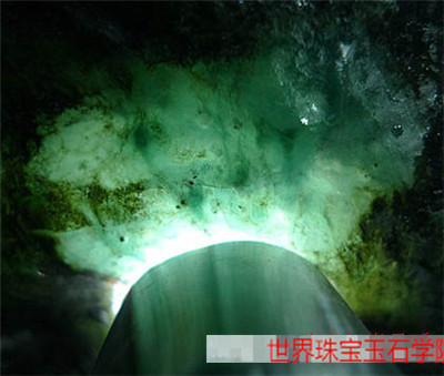 赌石翻砂是什么意思?翻砂中的粗沙和细沙之分