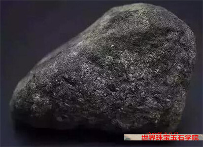 用x光机检测翡翠赌石的种水,你猜结果是什么?