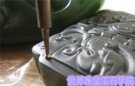 玉雕手工机工区别-玉器机雕和手工雕的区别方法