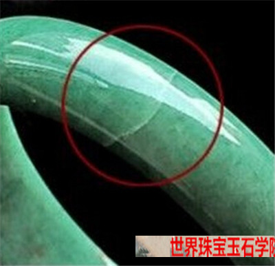 翡翠裂纹和石纹怎么区别的几个简单小方法