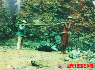 翡翠原石在开采、加工、运输过程中的艰辛无人所知