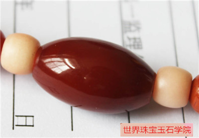 图说南红玛瑙满色和满肉的关系以及区别方法
