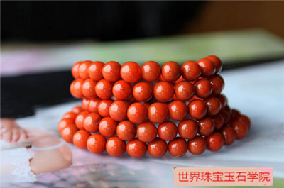 图说南红玛瑙满色和满肉的关系以及区别方法