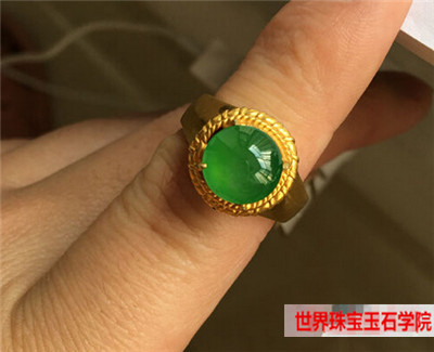 翡翠戒指款式那么多种 你最喜欢的是哪一种款式呢?