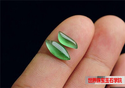翡翠戒指款式那么多种 你最喜欢的是哪一种款式呢?
