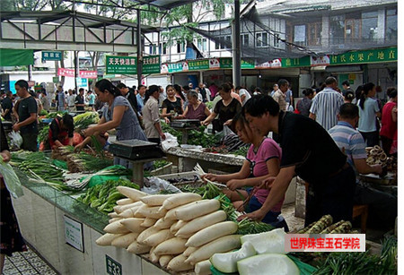 缅甸翡翠批发市场跟中国的菜市场比就差那么一点!