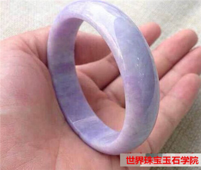 挑选紫罗兰翡翠手镯你需要知道这4个方面才行