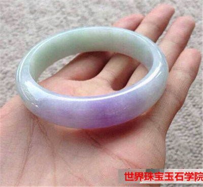 挑选紫罗兰翡翠手镯你需要知道这4个方面才行