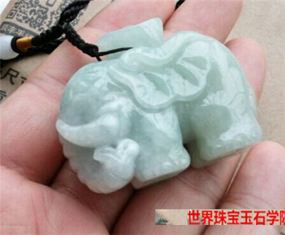 豆种翡翠的特征告诉你为什么豆种是中低档翡翠