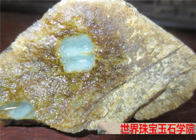 这年头靠翡翠赌石发财的几率有多大呢?