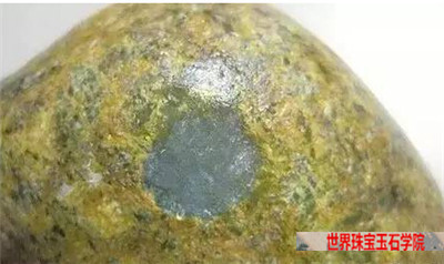 认清这10个翡翠赌石场口的特点才能有机会捡漏