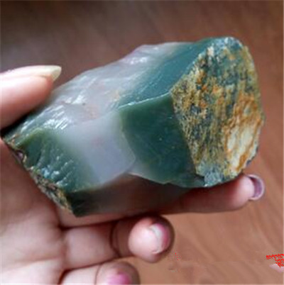 玛瑙有哪些颜色?天然玛瑙的颜色有几种呢
